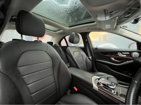 2016 Mercedes-Benz C Class - thumbnail 12