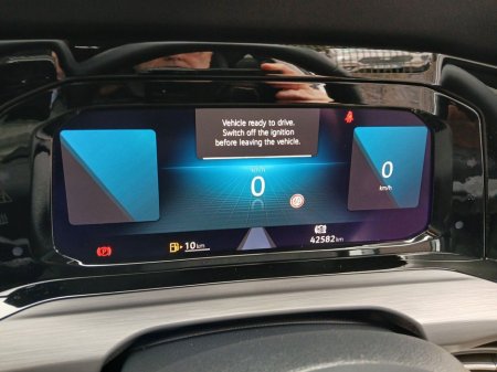 2023 Volkswagen Golf 1.5 TSI 130HP Style, White, 1 owner, 42km €29,900 thumbnail