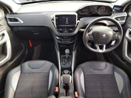 2016 Peugeot 2008 CROSSCITY 1.2 PETROL AUTOMATIC €11,950 thumbnail