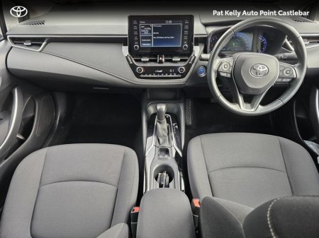 2022 Toyota Corolla HYB LUNA SALOON 4DR AUTO €25,900 thumbnail