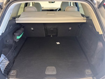 2022 Volvo XC60 - thumbnail 19