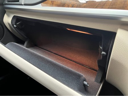 2016 BMW 3 Series - thumbnail 15