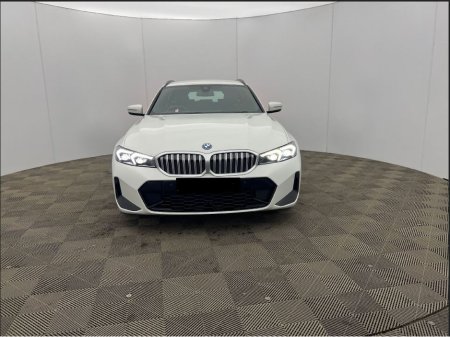 2023 BMW 3 Series - thumbnail 5