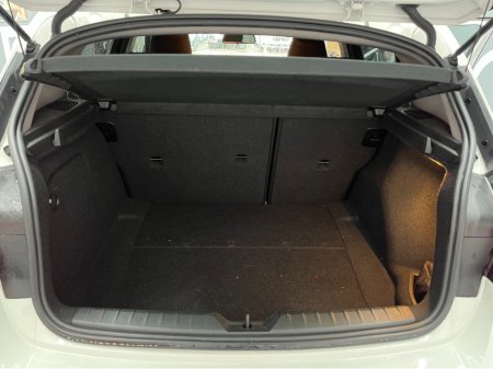 2016 BMW 1 Series €14950! 2016 BMW 118D SPORT 2.0 AUTOMATIC / CRUISE CONTROL / REVERSE CAMERA AND MORE €14,950 thumbnail