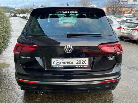 2020 Volkswagen Tiguan R-LINE 4MOTION AUTOMATIC 2.0 DIESEL //LOW MILES//HIGH SPEC//HEATED FRONT AND REAR SEATS//HEAD UP DISPLAY//360 PARKING CAMERAS// €34,950 thumbnail
