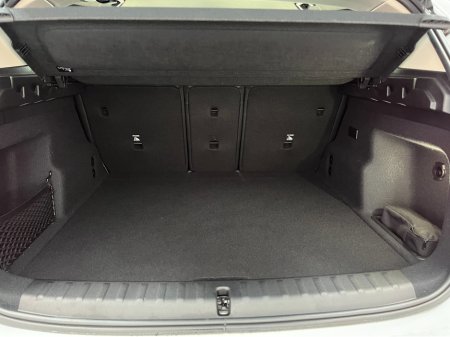 2023 BMW iX1 - thumbnail 8