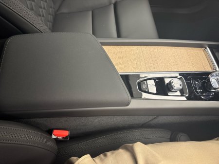 2026 Volvo XC60 - thumbnail 20