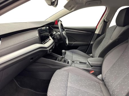 2024 Skoda Octavia - thumbnail 2