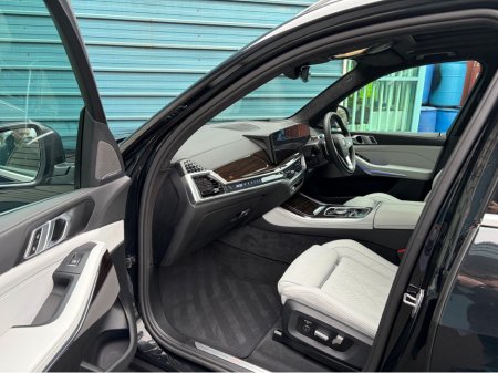 2025 BMW X5 - thumbnail 21
