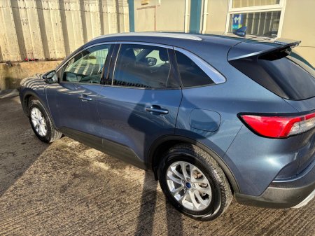 2022 Ford Kuga TITANIUM 2.5 PHEV 225 S6.2 CT 4DR €26,250 thumbnail