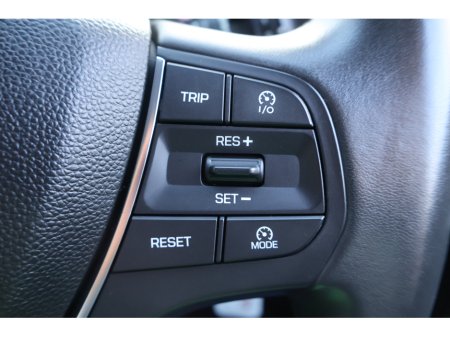 2017 Hyundai i20 ACTIVE DELUXE Only 74,000Km Exceptional! €12,995 thumbnail