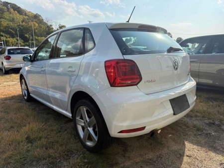 2016 Volkswagen Polo - thumbnail 2