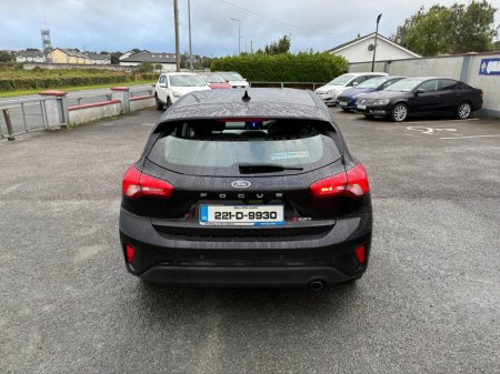 2022 Ford Focus ZETEC EDITION 1.5 TD 120 M M6 4DR €19,950 thumbnail