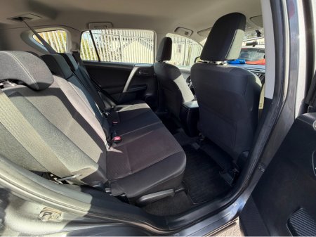 2013 Toyota Rav4 - photo 5