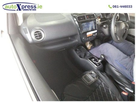 2022 Mitsubishi Mirage 1.2 Automatic, Reversing camera €13,895 thumbnail