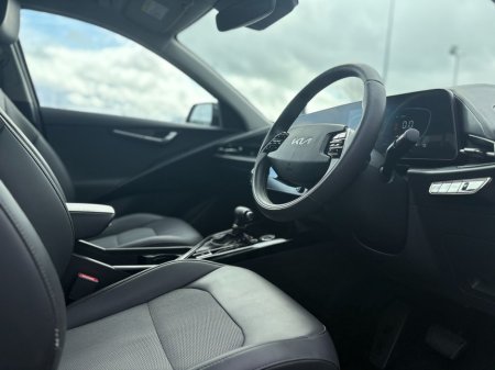 2025 Kia Niro - thumbnail 9