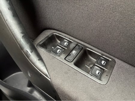 2014 Volkswagen Polo - thumbnail 12