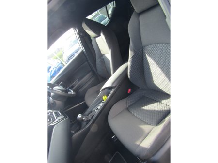 2023 Toyota C-HR - thumbnail 7