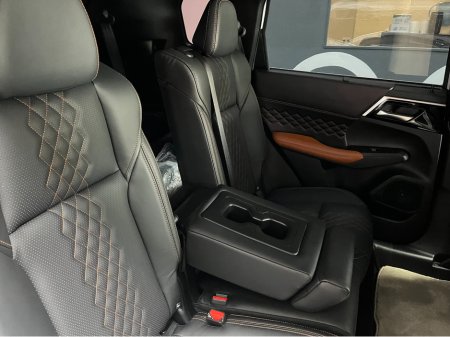 2023 Mitsubishi Outlander - thumbnail 19