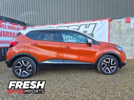 2016 Renault Captur ONLY 75KMS AUTOMATIC thumbnail