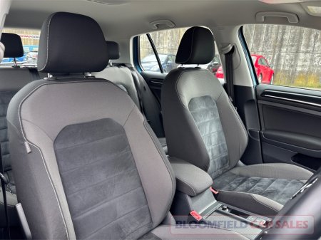 2015 Volkswagen Golf - thumbnail 11