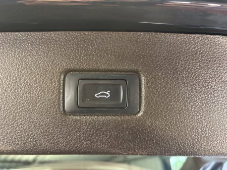 2016 Audi Q7 - thumbnail 12