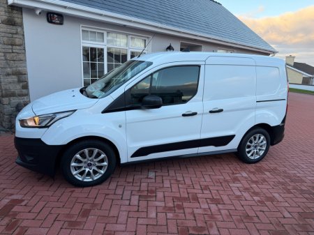 2022 Ford Transit Connect  €14,995 thumbnail