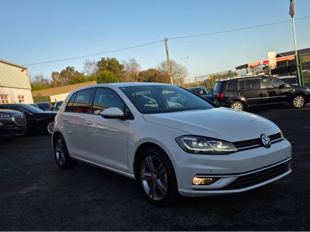 2019 Volkswagen Golf FULL CREAM LEATHER SEATS  ELECTRIC HEATED SEATS SAT NAV PACK - VIRTUAL CLOCKS -REVERSE CAMERA - NAVIGATION - CARPLAY - ANDROID AUTO- BLIND SPOT REAR TRAFFIC ASSIST - DISCOVER PRO €21,950 thumbnail