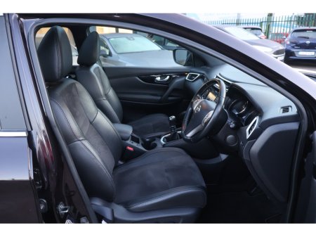 2017 Nissan Qashqai N-VISION 360 Huge Spec New Timing Belt Exceptional Condition! €13,995 thumbnail