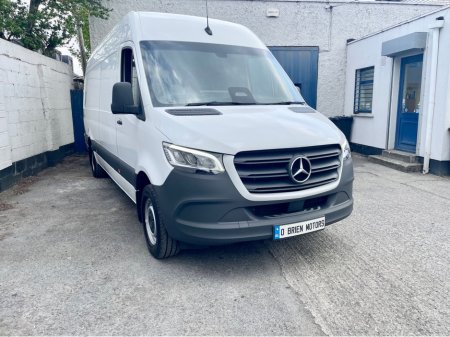 2025 Mercedes-Benz Sprinter - photo 37