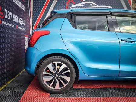 2017 Suzuki Swift - thumbnail 10