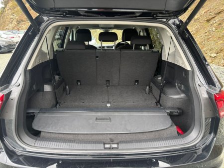 2023 Volkswagen Tiguan - thumbnail 10
