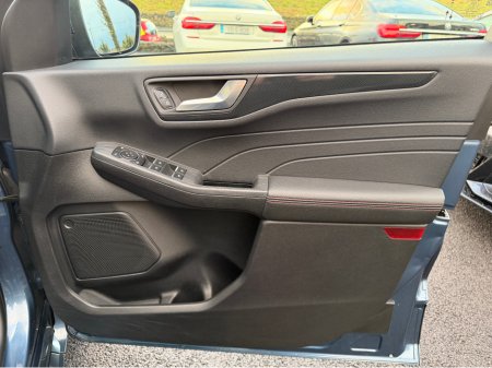 2022 Ford Kuga - thumbnail 22