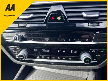 2019 BMW 5 Series - thumbnail 9