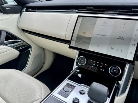2023 Land Rover Range Rover - thumbnail 13