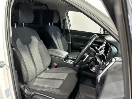 2022 Kia Sorento - thumbnail 9