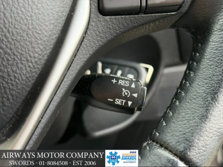 2016 Toyota Corolla - thumbnail 11