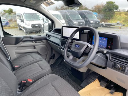 2025 Ford Transit Custom - thumbnail 8