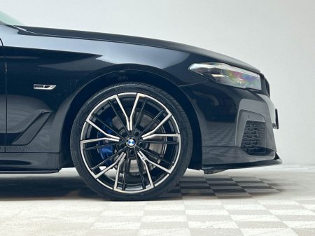 2023 BMW 5 Series - thumbnail 9