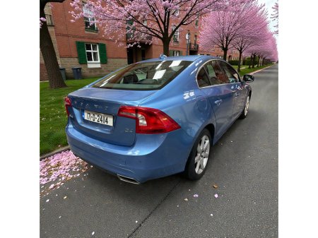 2017 Volvo S60 D4 (190hp) SE €8,988 thumbnail
