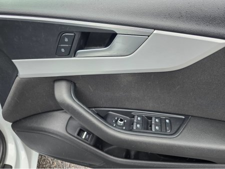 2017 Audi A4 SALOON 1.4 TFSI SPORT EDITION ANDROID AUTO NAVI CARPLAY - REV CAMERA - VIRTUAL COCKPIT PARKING SENSORS - LARGE SCREEN RADIO - €22,950 thumbnail