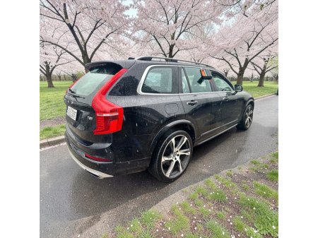 2016 Volvo XC90 - thumbnail 5