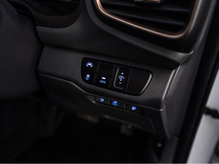 2017 Hyundai Ioniq 2017 Ioniq EV/FSH main dealer/1yr warranty €11,888 thumbnail