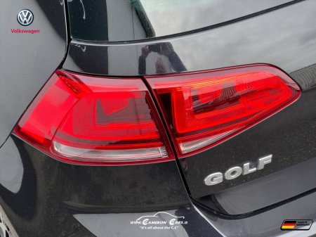 2014 Volkswagen Golf - thumbnail 18