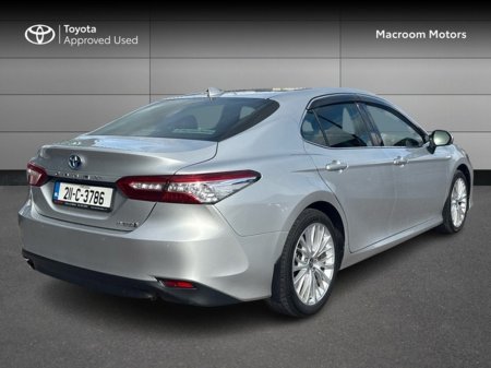 2021 Toyota Camry - photo 2