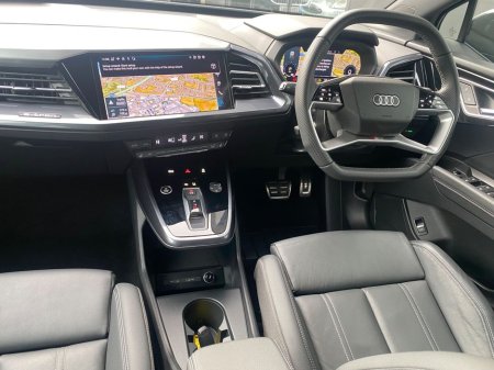 2025 Audi Q4 e-tron 45 Black Edition Quattro S-Line Auto EV €47,900 thumbnail