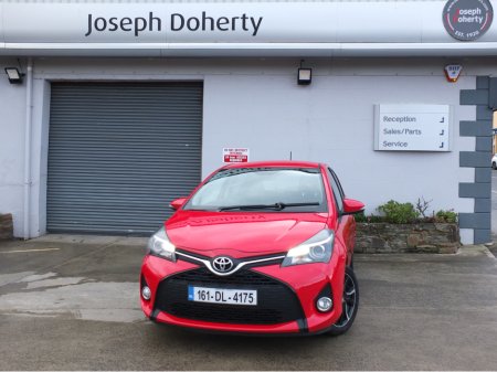 2016 Toyota Yaris 1.33 VVT-I SPORT 5DR €9,450 thumbnail