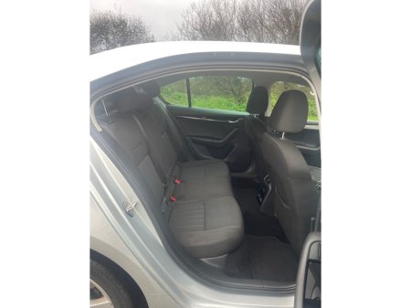 2019 Skoda Octavia STYLE 1.6 TDI 115HP 4DR €17,950 thumbnail