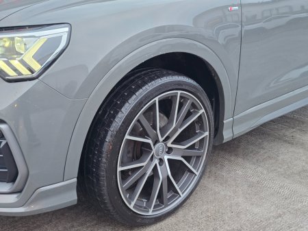 2019 Audi Q3 - thumbnail 18