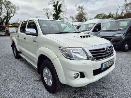 2014 Toyota Hilux - thumbnail 5